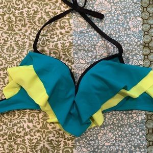 flowy VS Pink bikini top